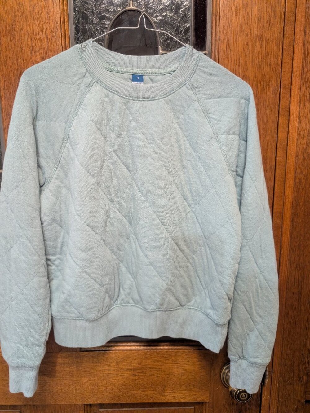Womens crewneck pullover top, size XSmall